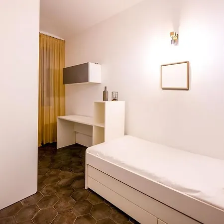 아파트 Emilia Edition *